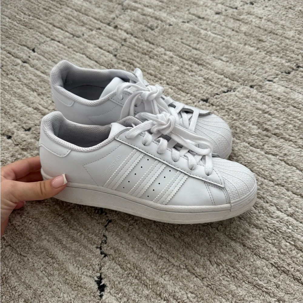 Adidas sneakers white on white size 5 1/2 - Picture 1 of 5